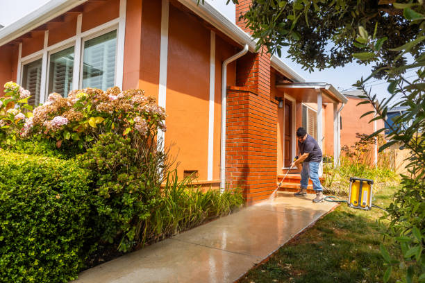 Best Garage Pressure Washing  in Muniz, TX
